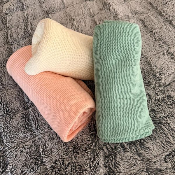 Ribbed-Knit Cotton Baby Blanket – Lightweight, Soft & Breathable Weave, Perfect for Newborns, Infants, and Nursery Comfort 100x80 Cm